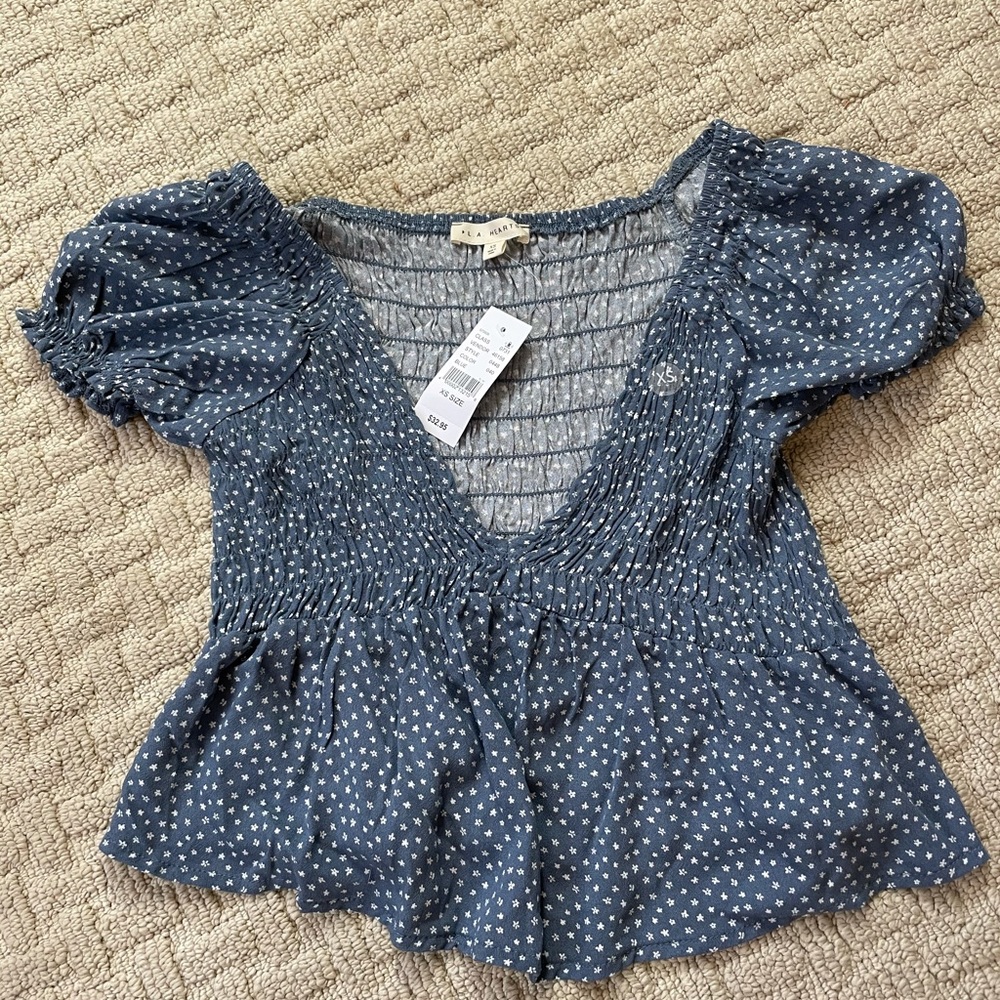 Pacsun Blue and White Flowy Shirt